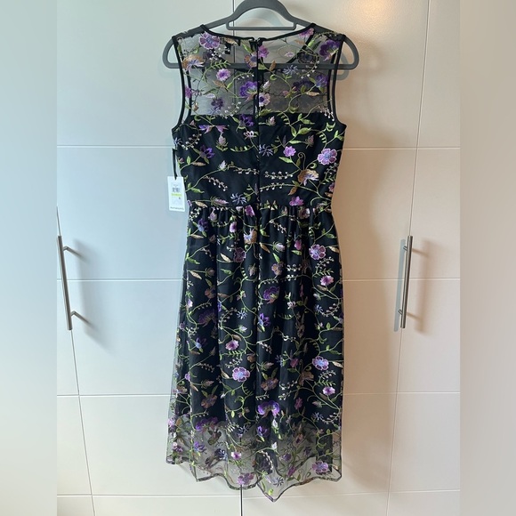 NWT Kensie Embroidered Mesh Cocktail Dress Size 4 - Picture 13 of 16